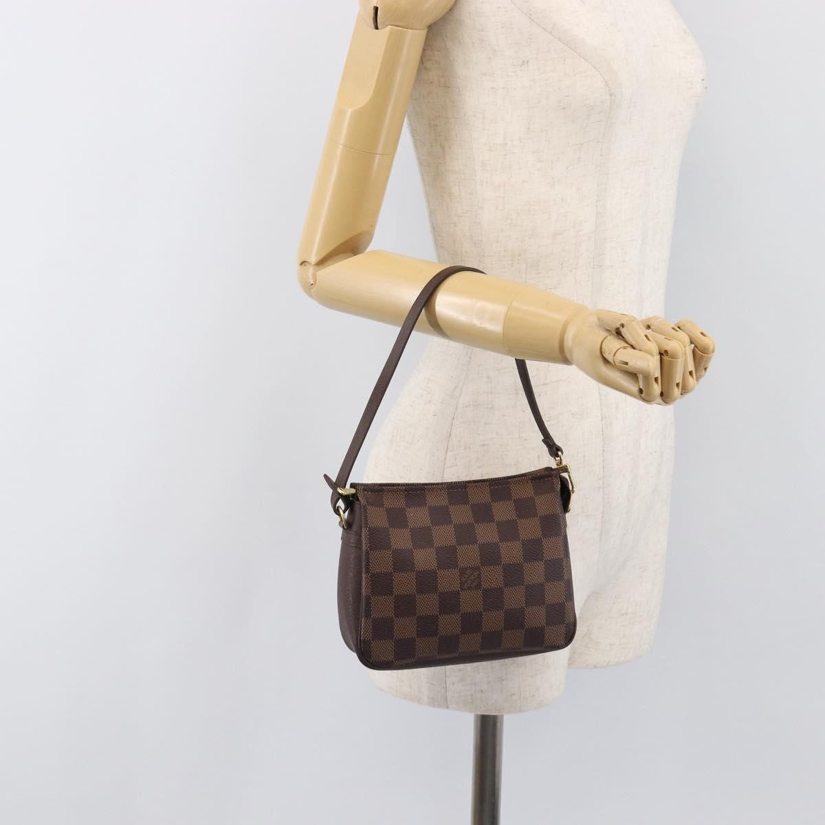 Louis Vuitton Trousse Make Up Damier Brown Canvas Clutche & Pouche Bag (Pre-Owned)