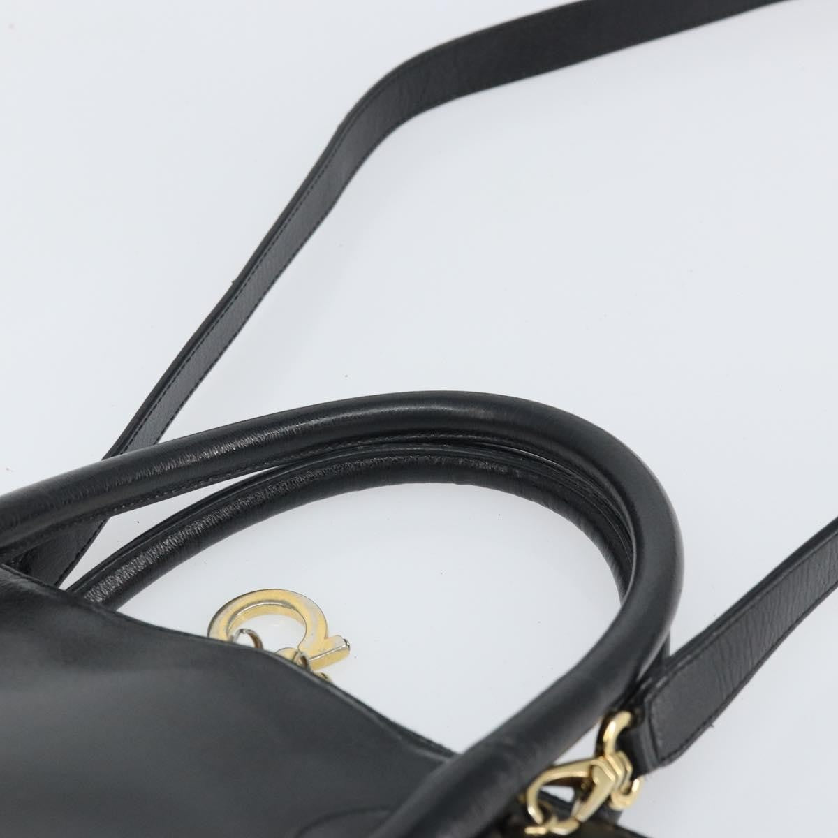 Salvatore Ferragamo Gancini Leather Black Leather Shoulder Bag Bag (Pre-Owned)