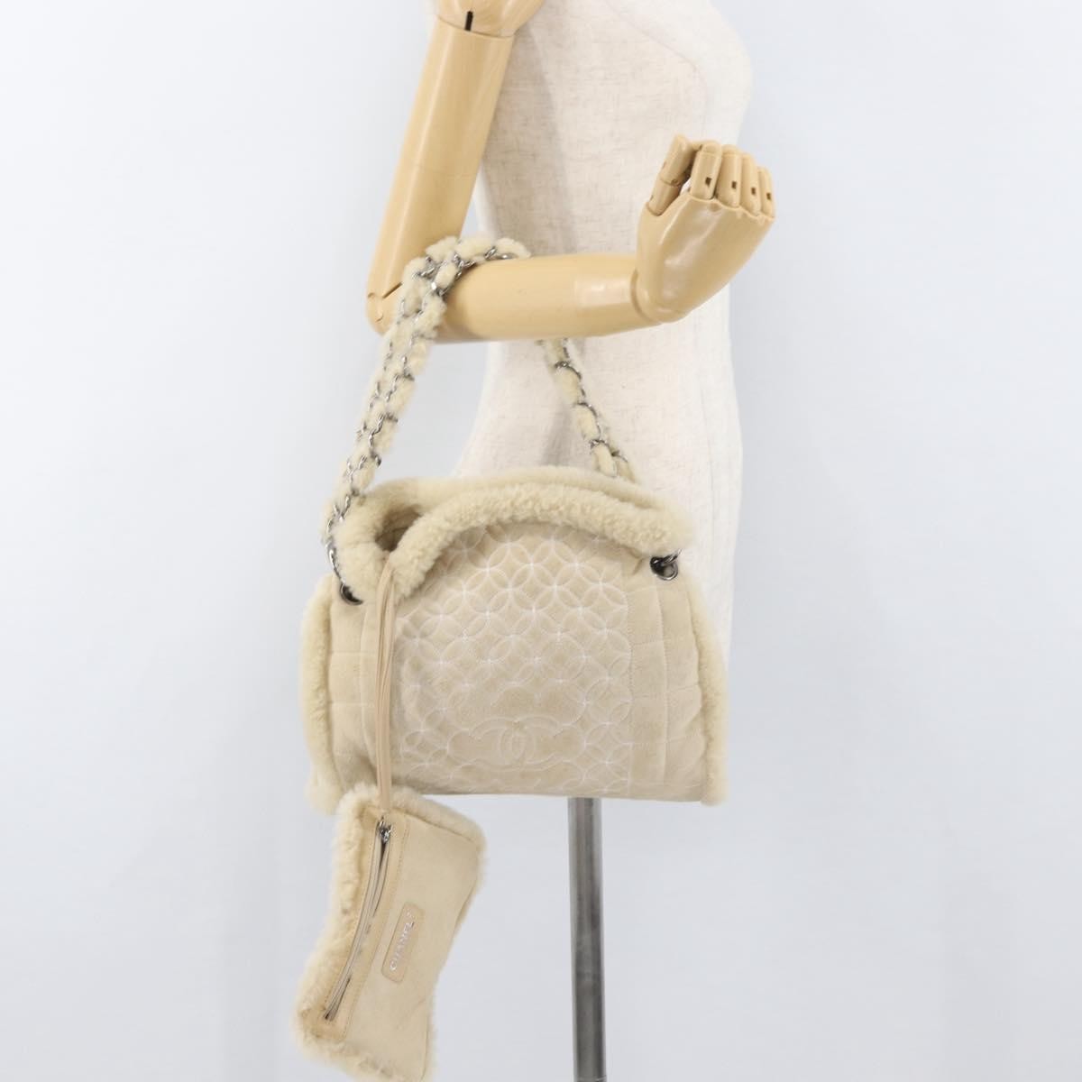 Chanel Vintage Embroidered Cc Chain Tote Quilted Suede And Shearling Beige Canvas Tote Bag Bag (Pre-Owned)