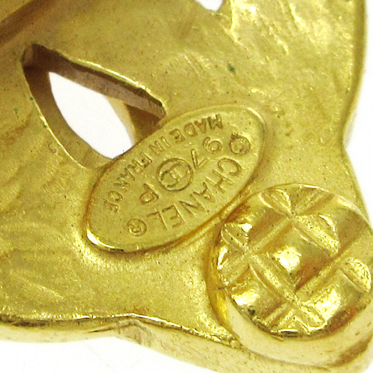 Chanel Vintage Cc Heart Clip-On Metal Gold Gold_Plated Earrings Jewelry (Pre-Owned)