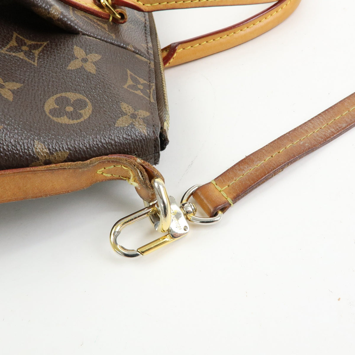 Louis Vuitton Turenne Monogram Canvas Brown Canvas Handbag (Pre-Owned)