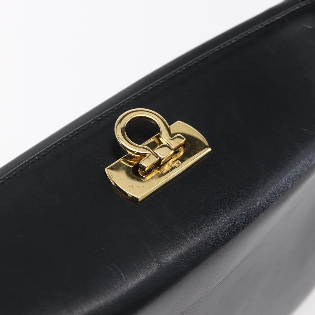Salvatore Ferragamo Gancini Leather Black Leather Shoulder Bag Bag (Pre-Owned)