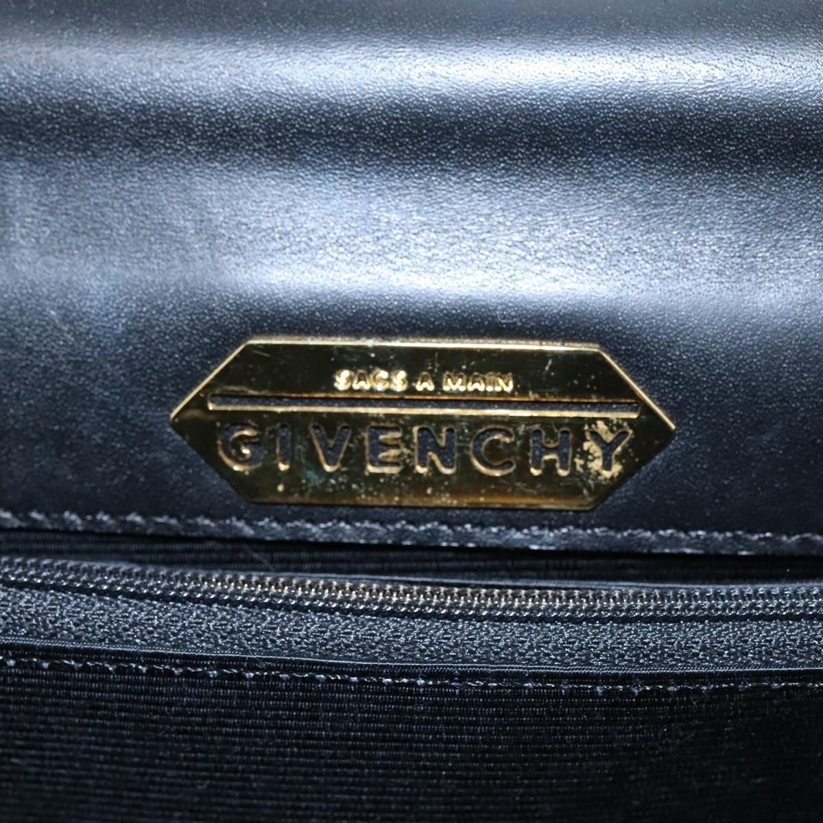 Givenchy Vintage Leather Black Leather Handbag (Pre-Owned)