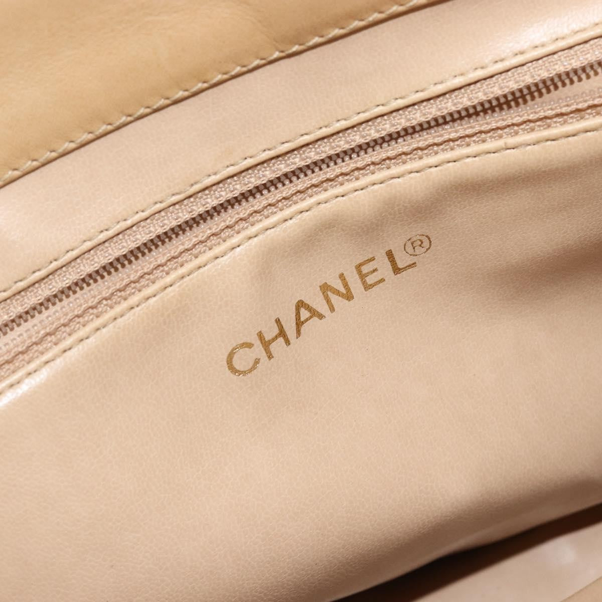 Chanel V Stitch Leather Beige Leather Handbag (Pre-Owned)