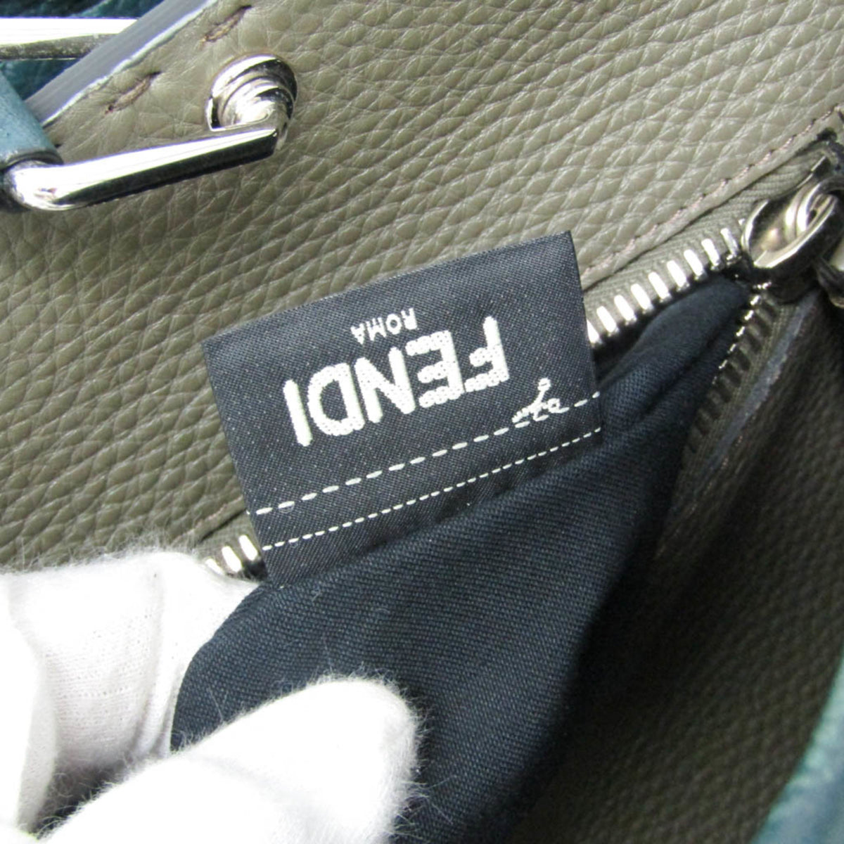 Fendi Monster Selleria Peekaboo Leather Green Leather Handbag (Pre-Owned)