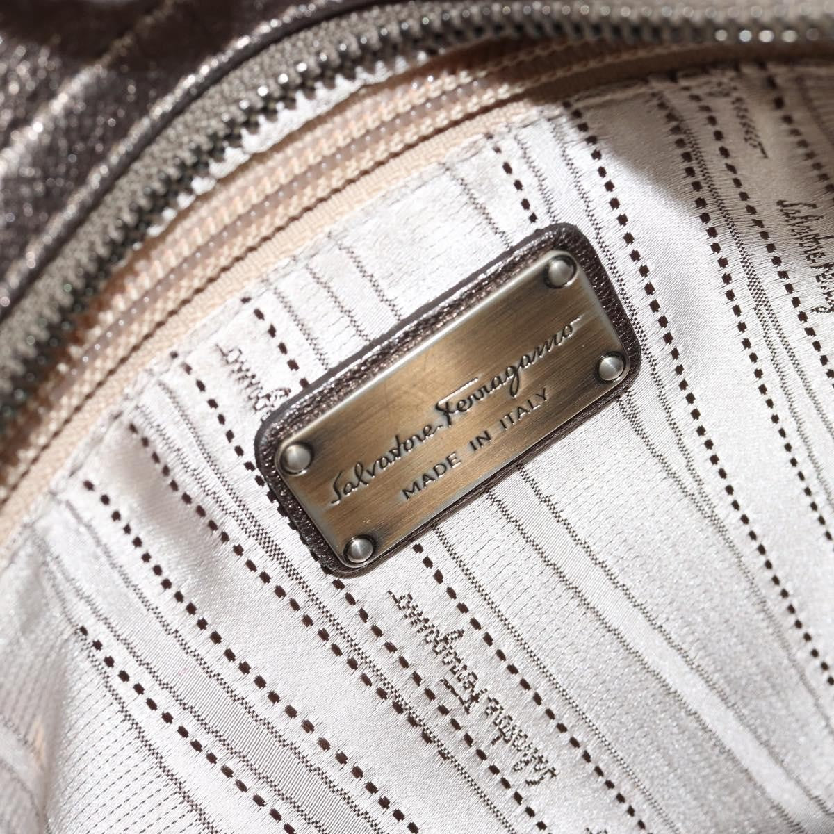 Salvatore Ferragamo Sofia Satchel Leather Silver Leather Handbag (Pre-Owned)