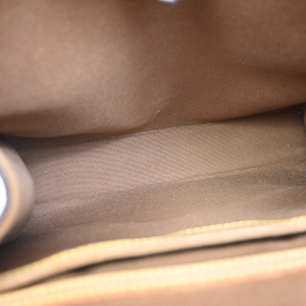 Louis Vuitton Beverly Monogram Canvas Brown Canvas Briefcase Bag (Pre-Owned)