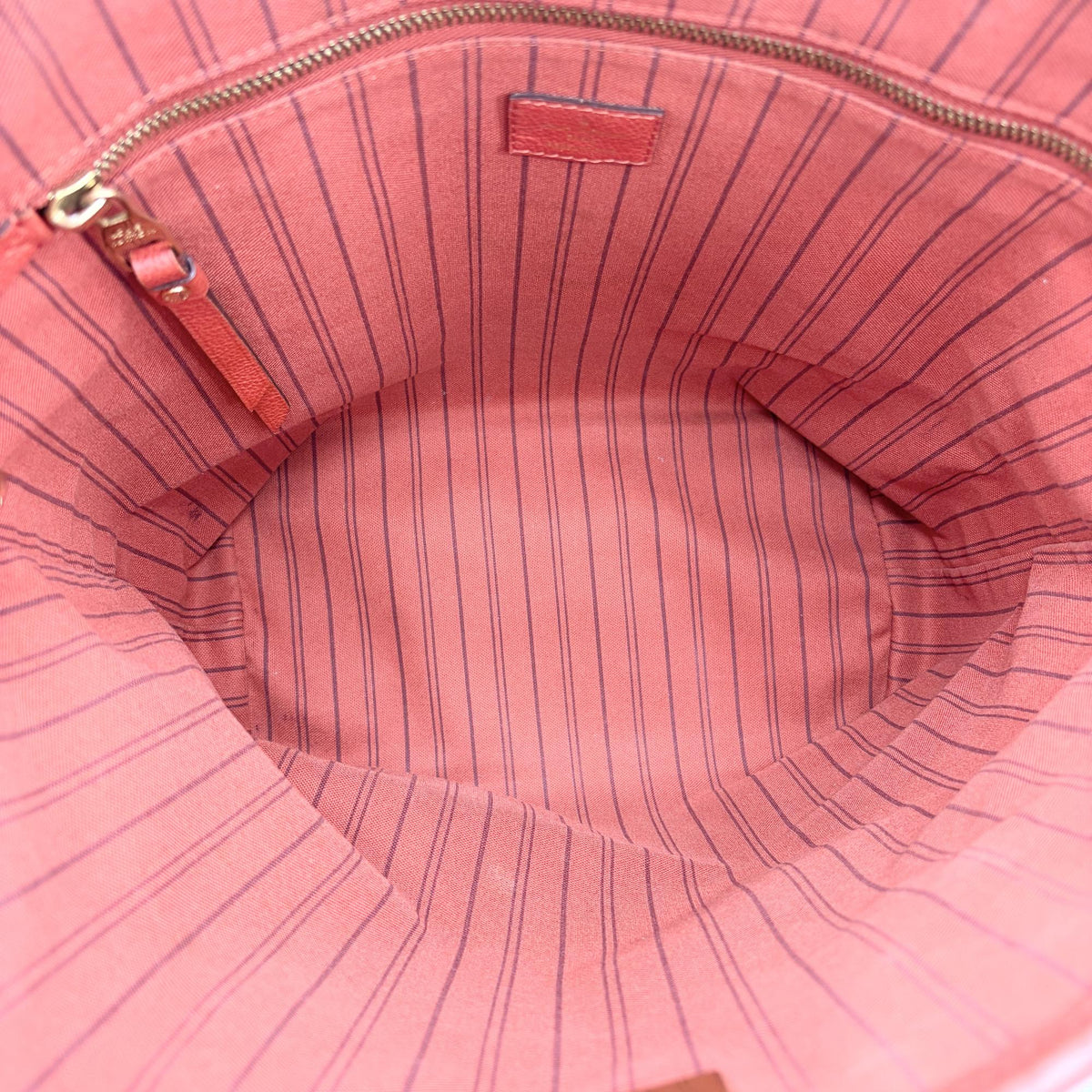 Louis Vuitton Citadine Monogram Empreinte Leather Red Leather Handbag (Pre-Owned)