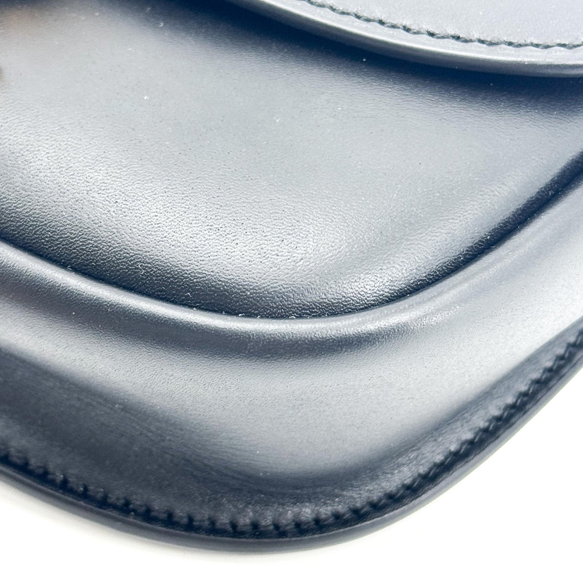 Saint Laurent Kaia Leather Black Leather Shoulder Bag Bag (Pre-Owned)
