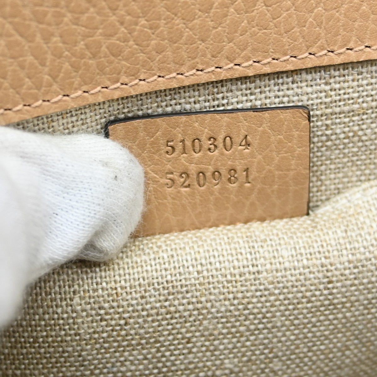 Gucci Interlocking Leather Beige Leather Shoulder Bag Bag (Pre-Owned)