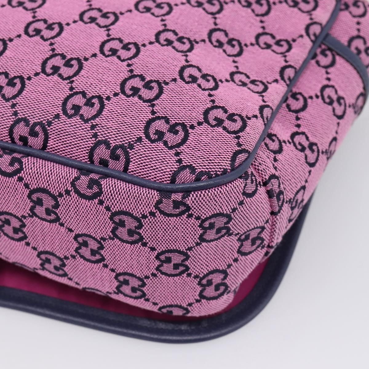 Gucci Children's Messenger Gg Canvas Pink Canvas Handbag (Pre-Owned)