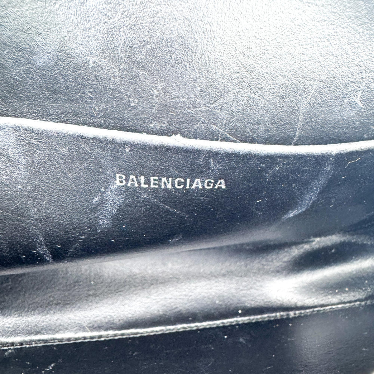 Balenciaga Everyday Camera Leather Black Leather Handbag (Pre-Owned)