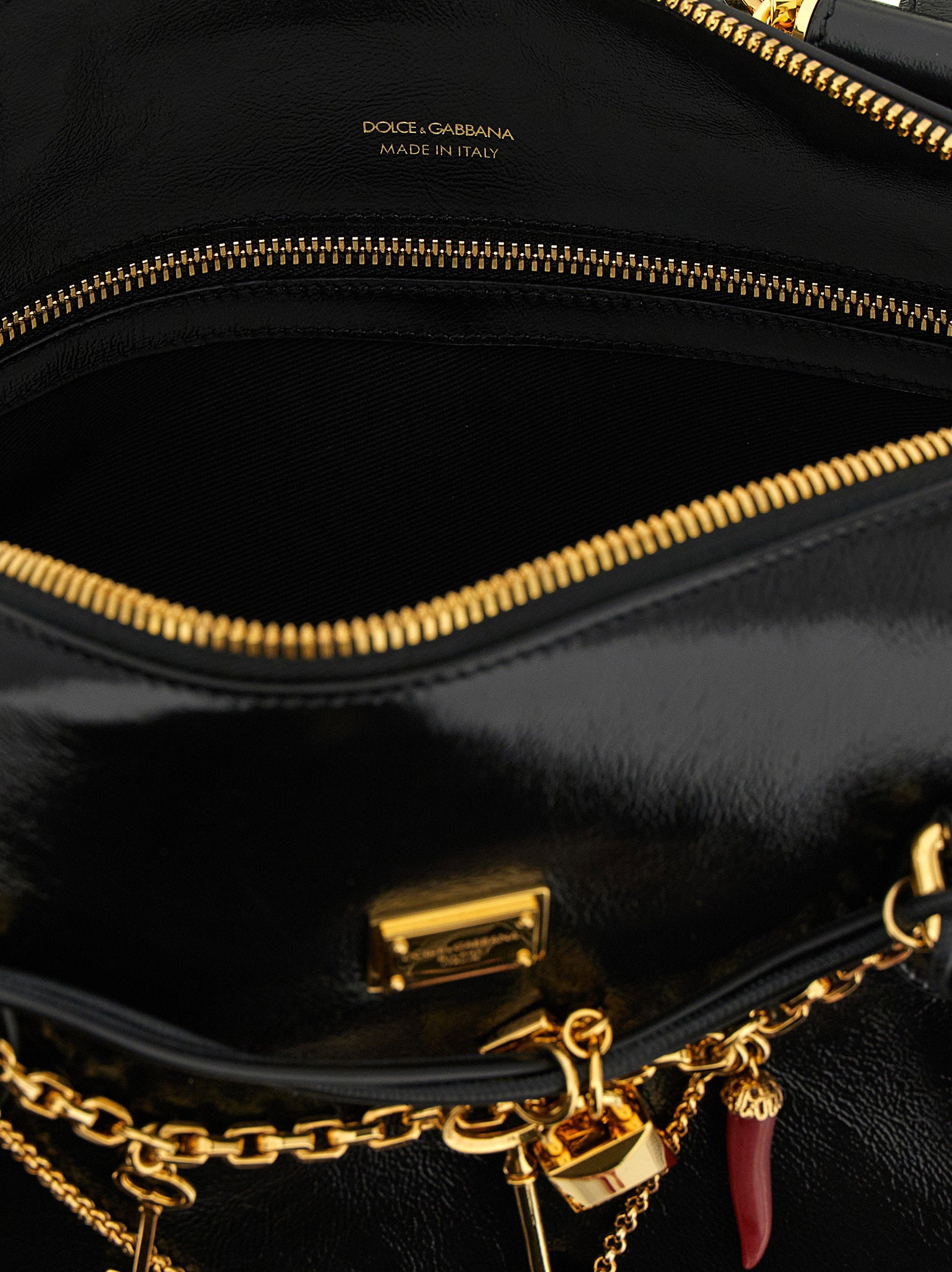 Dolce & Gabbana Women's Vittoria Medium Handbag