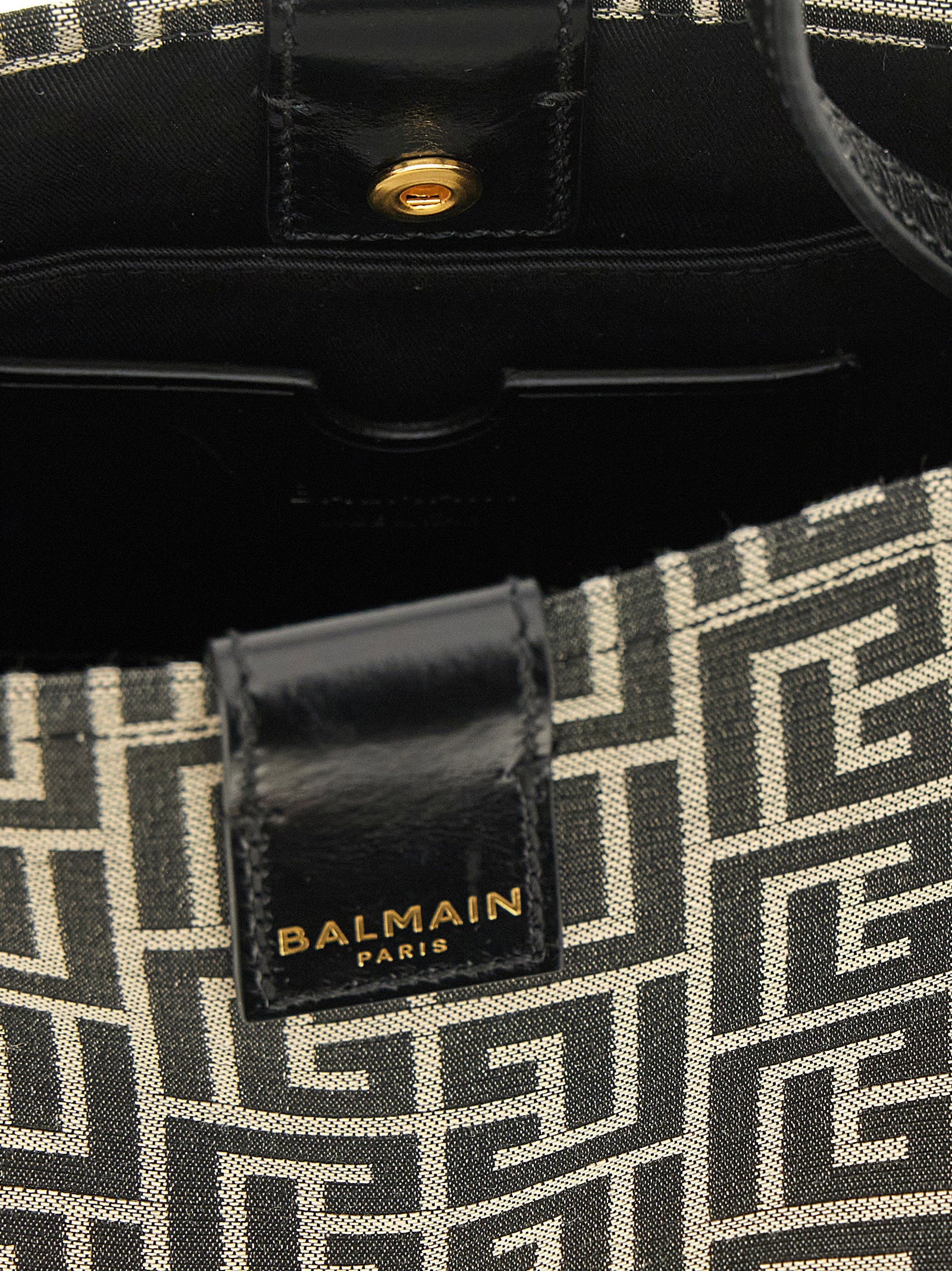 Balmain Women's Release Bucket Bag
