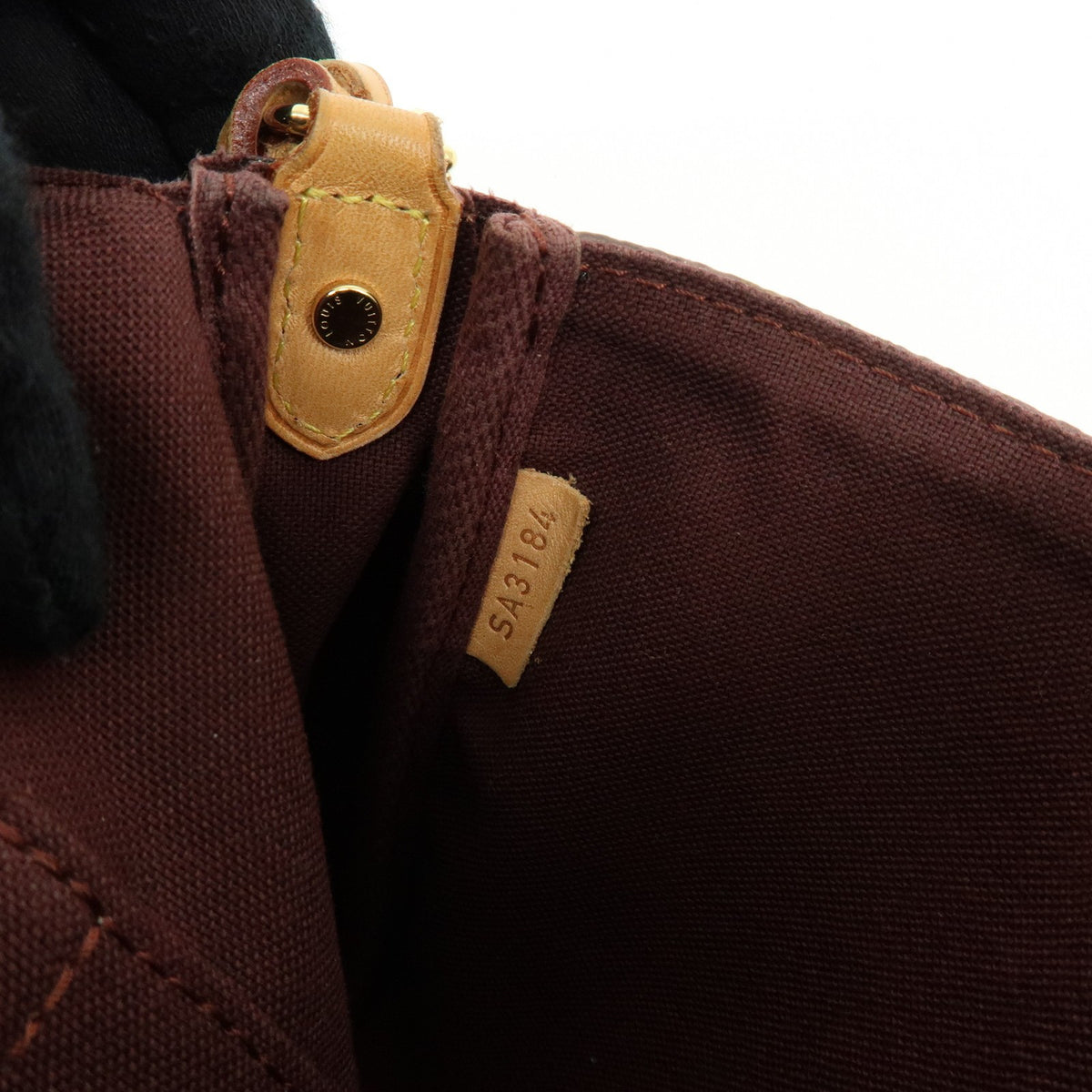 Louis Vuitton Favorite Monogram Canvas Brown Canvas Handbag (Pre-Owned)