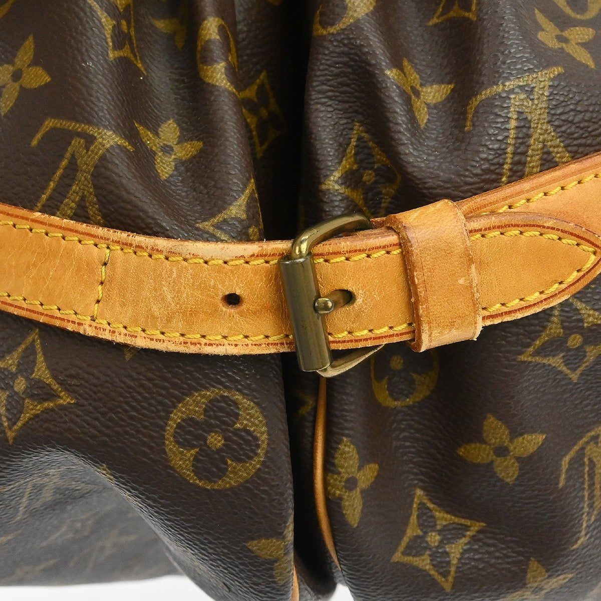 Louis Vuitton Saumur Monogram Canvas Brown Canvas Shoulder Bag Bag (Pre-Owned)