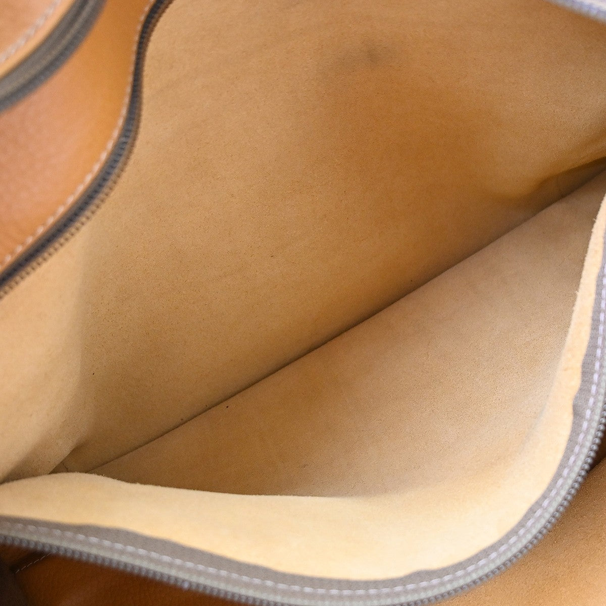 Loewe Amazona Leather Brown Leather Handbag (Pre-Owned)