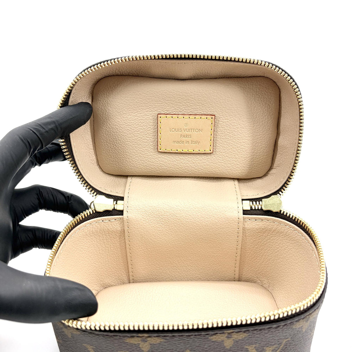 Louis Vuitton Nice Vanity Case Monogram Canvas Brown Canvas Handbag (Pre-Owned)