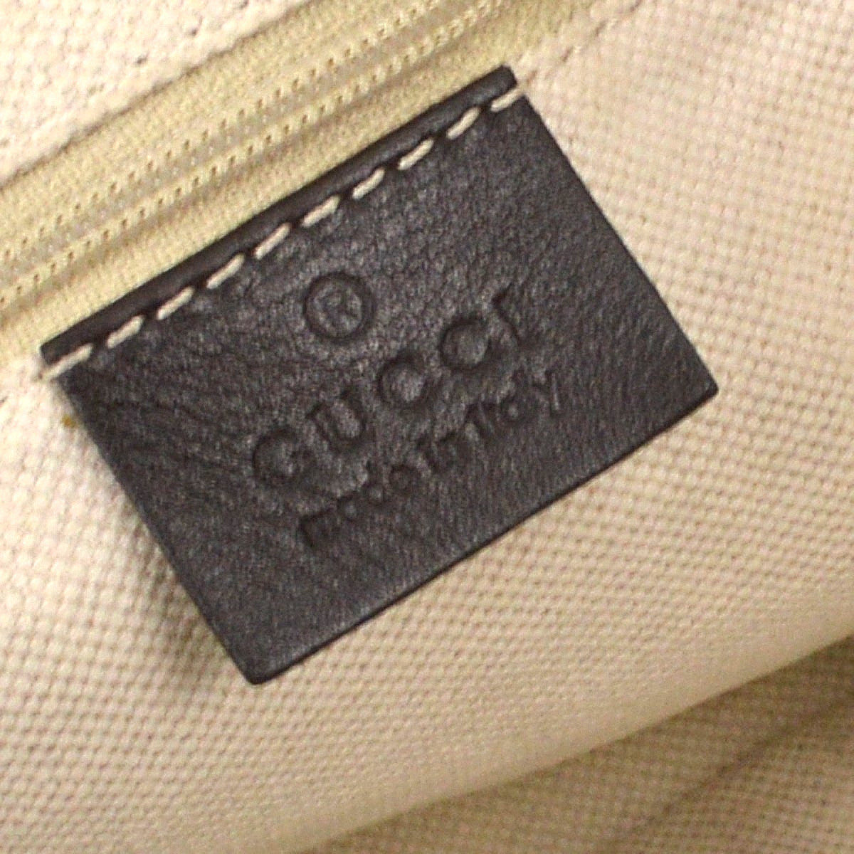 Gucci Sukey Top Handle Satchel Gg Tweed Beige Canvas Handbag (Pre-Owned)