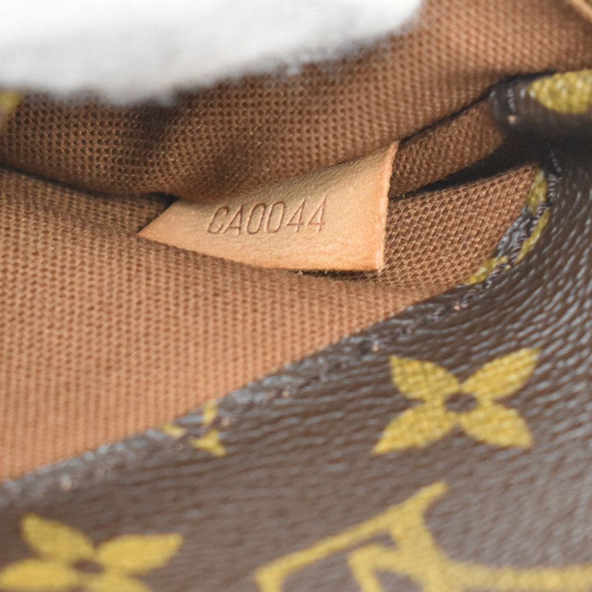 Louis Vuitton Pochette Gange Monogram Canvas Brown Canvas Clutche & Pouche Bag (Pre-Owned)