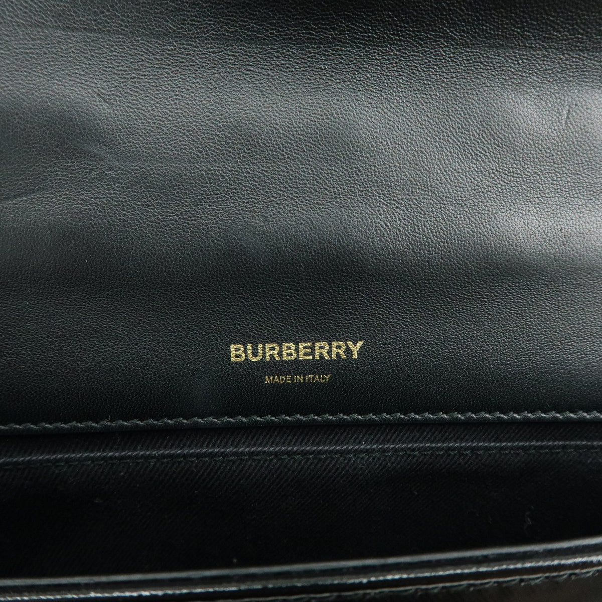 Burberry Lola Clutch On Chain Quilted Leather Black Leather Clutche & Pouche Bag (Pre-Owned)