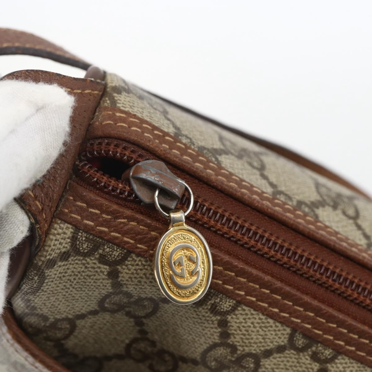 Gucci Vintage Web Gg Coated Canvas Beige Canvas Crossbody Bag Bag (Pre-Owned)