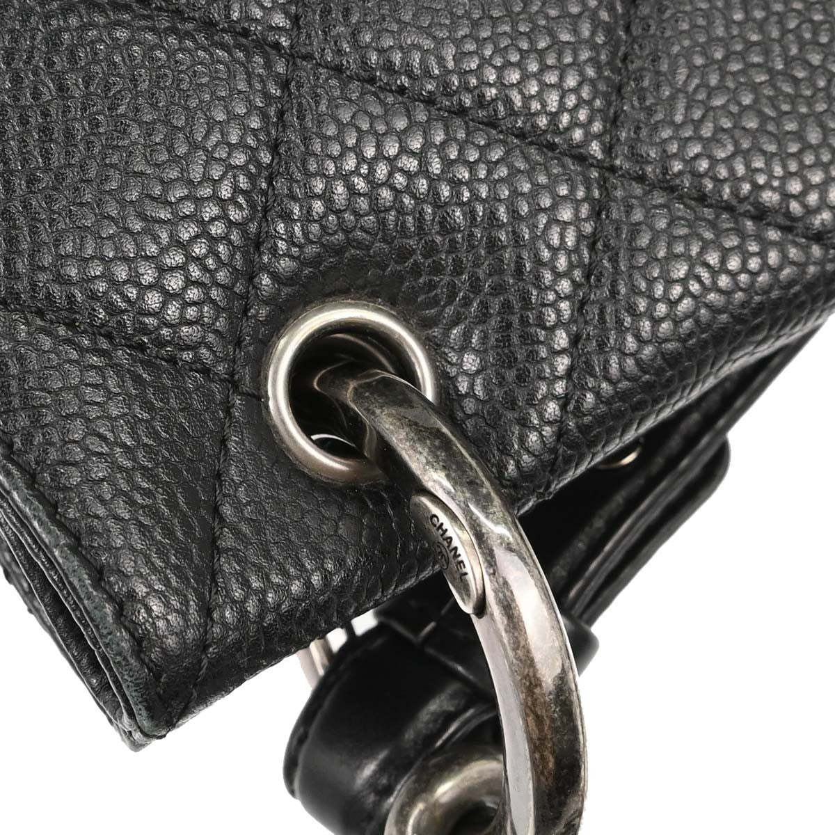 Chanel Retro Class Flap Quilted Caviar Black Leather Handbag (Pre-Owned)