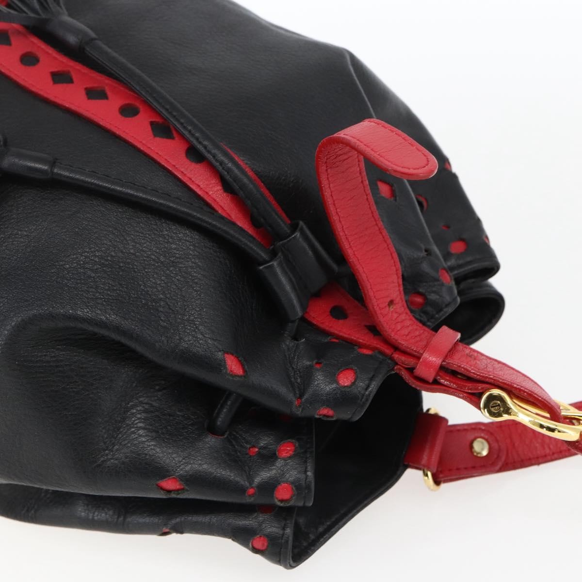 Saint Laurent Vintage Leather Black Leather Shoulder Bag Bag (Pre-Owned)