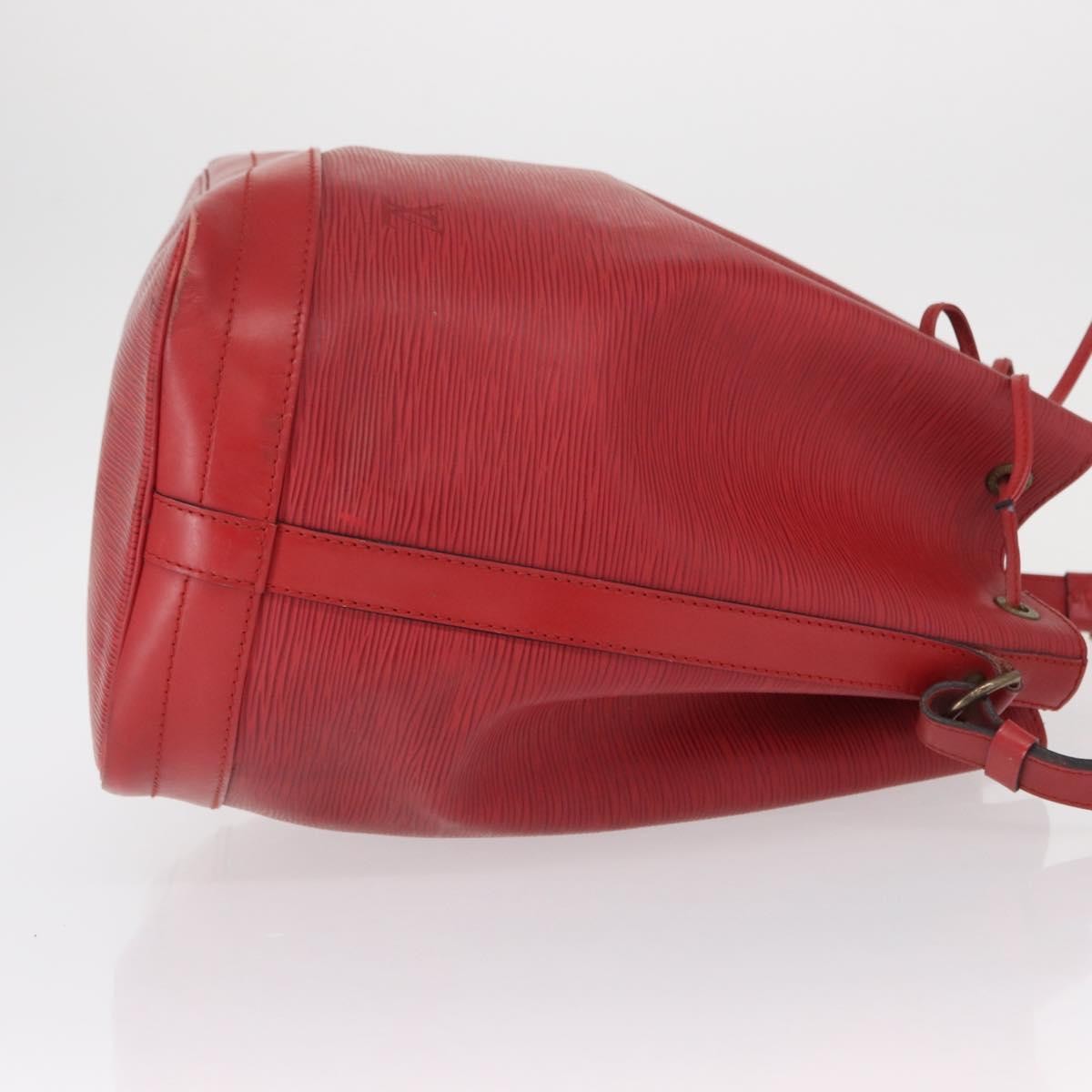 Louis Vuitton Noe Epi Leather Red Leather Shoulder Bag Bag (Pre-Owned)