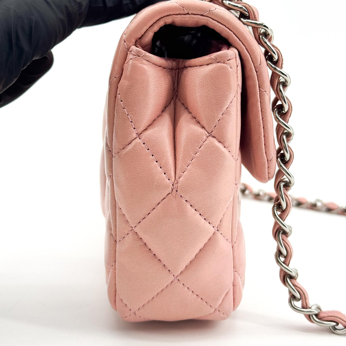 Chanel Classic Single Flap Quilted Lambskin Pink Leather Handbag (Pre-Owned)