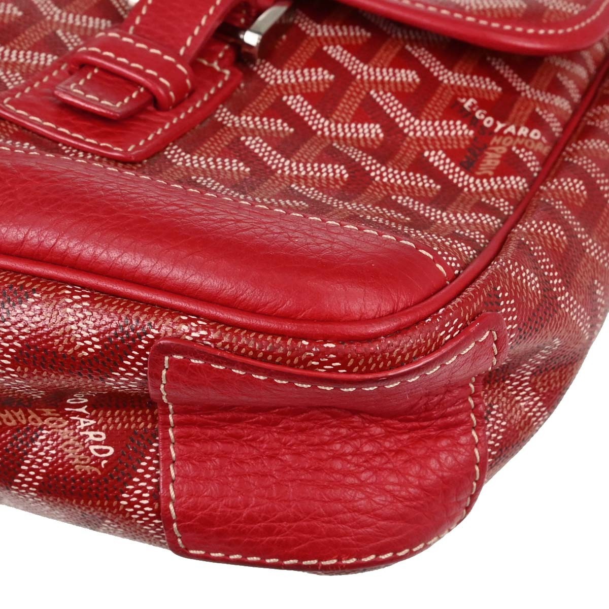 Goyard Grand Bleu Messenger Coated Canvas Red Canvas Handbag (Pre-Owned)