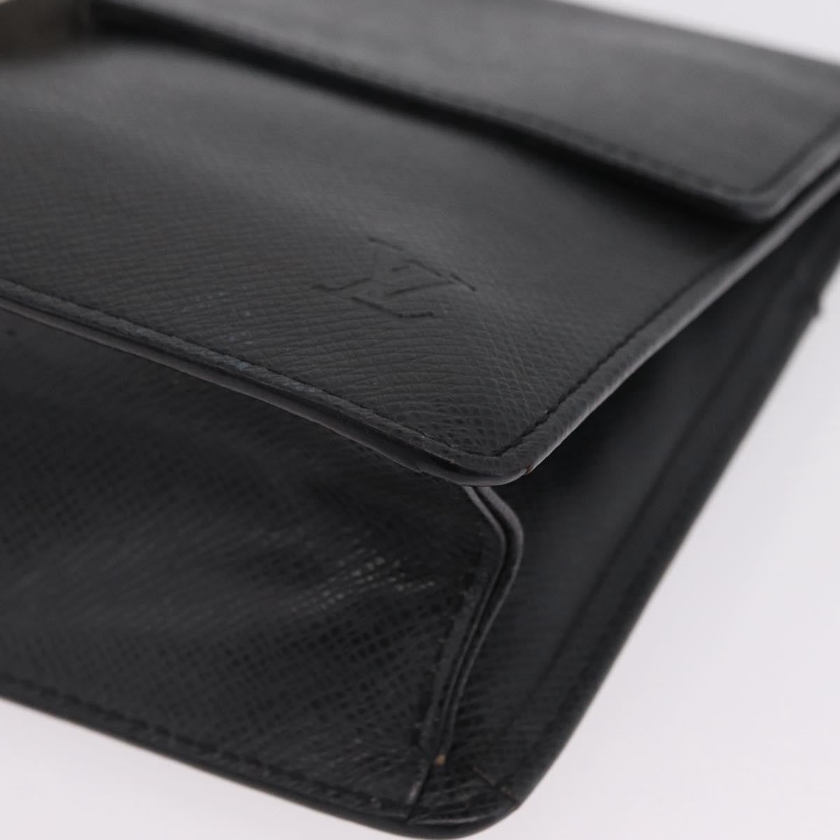 Louis Vuitton Selenga Pochette Taiga Leather Gray Leather Clutche & Pouche Bag (Pre-Owned)