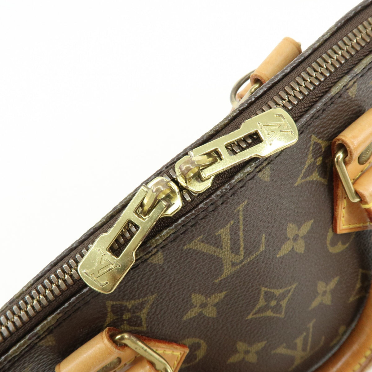Louis Vuitton Alma Monogram Canvas Brown Canvas Handbag (Pre-Owned)