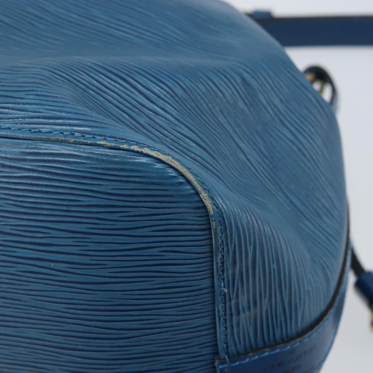 Louis Vuitton Petit Noe Epi Leather Blue Leather Shoulder Bag Bag (Pre-Owned)