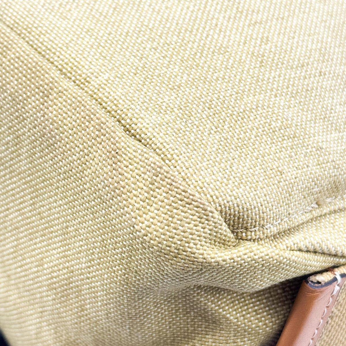 Loewe Shoulder Bag Canvas Brown Canvas Shoulder Bag Bag (Pre-Owned)