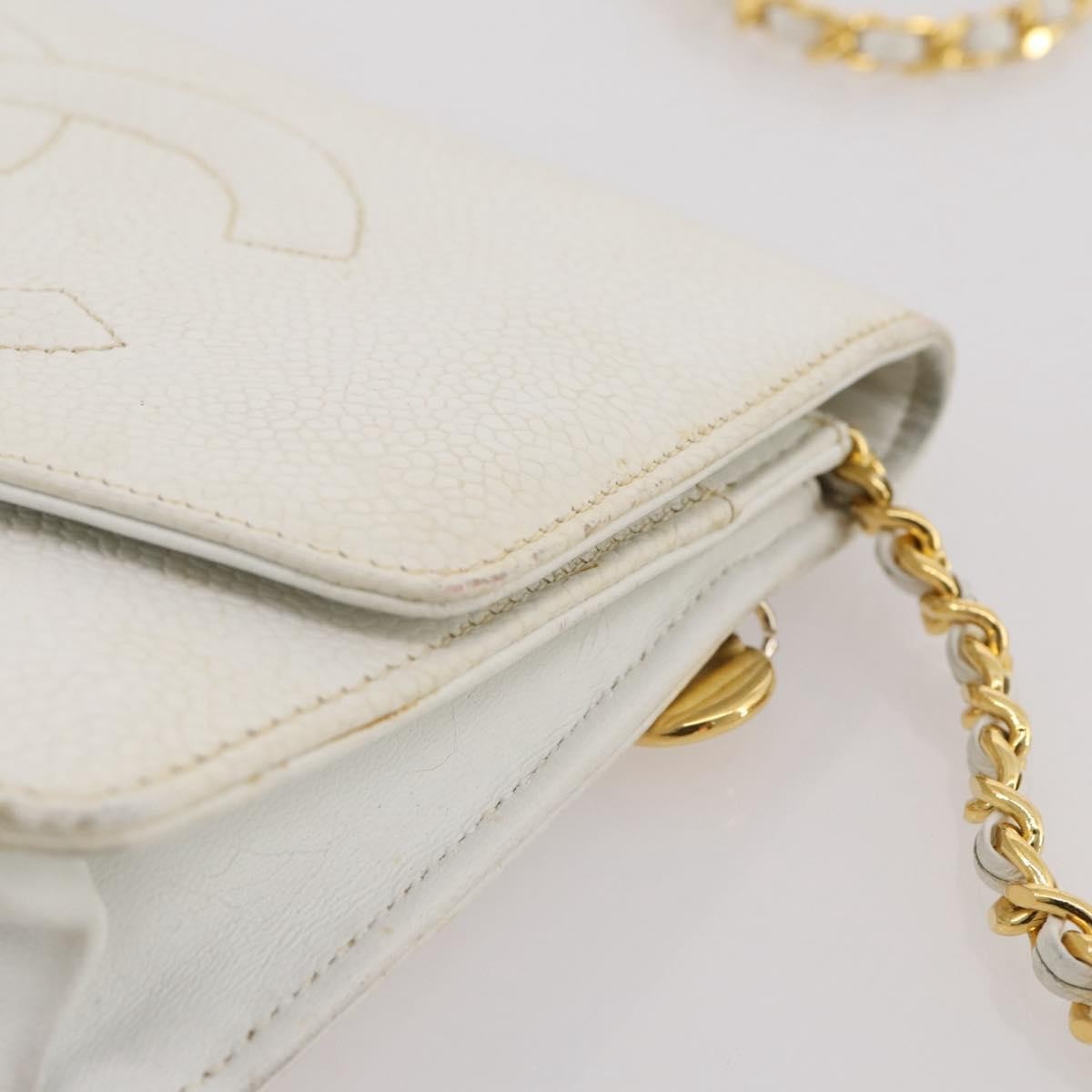 Chanel Vintage Timeless Wallet On Chain Caviar White Leather Crossbody Bag Bag (Pre-Owned)