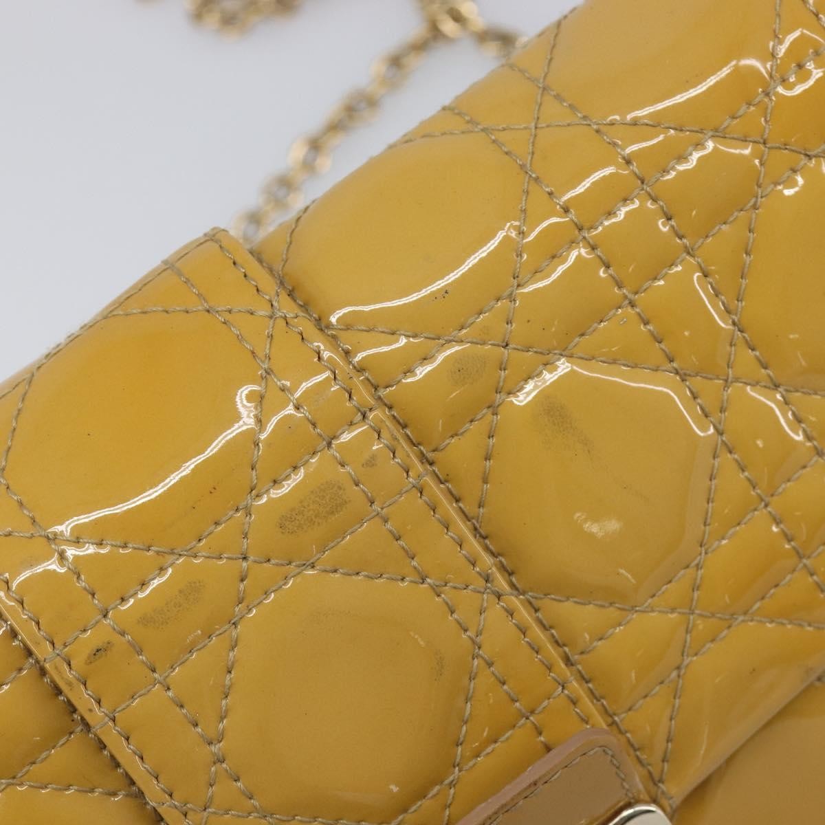 Christian Dior New Lock Cannage Quilt Patent Yellow Patent_Leather Clutche & Pouche Bag (Pre-Owned)