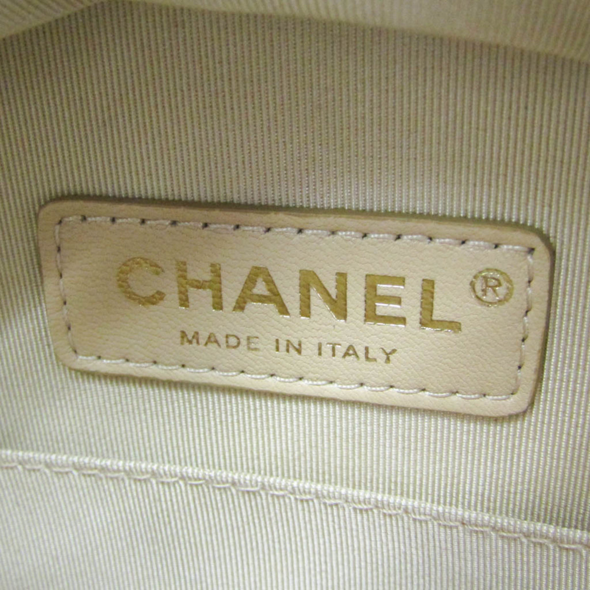Chanel Round As Earth Glazed Calfskin Pink Leather Shoulder Bag Bag (Pre-Owned)