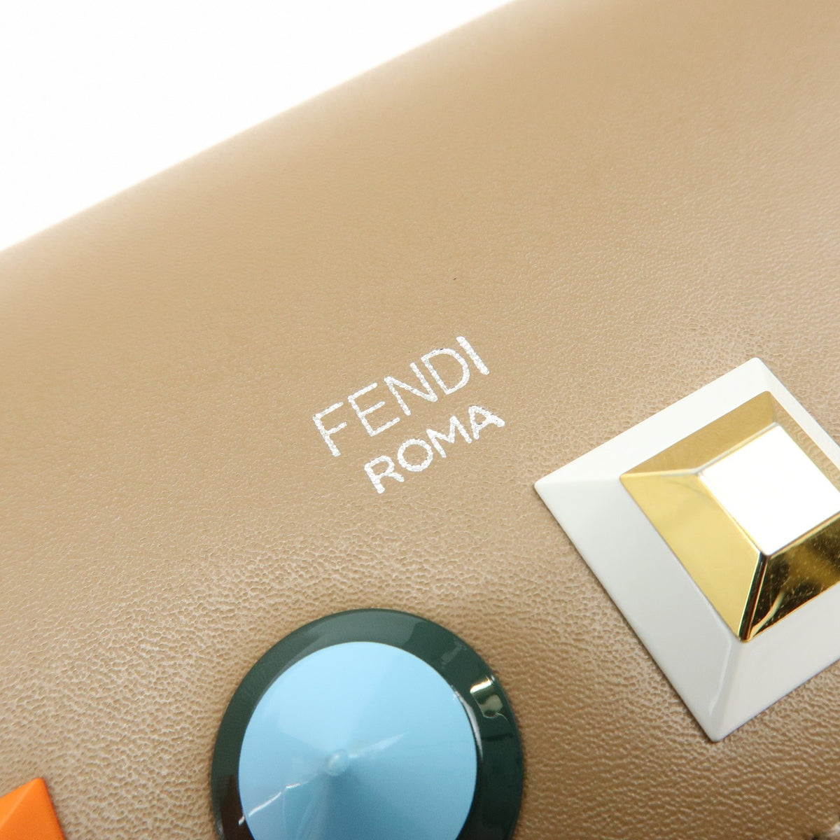 Fendi Continental Wallet On Chain Studded Leather Beige Leather Crossbody Bag Bag (Pre-Owned)