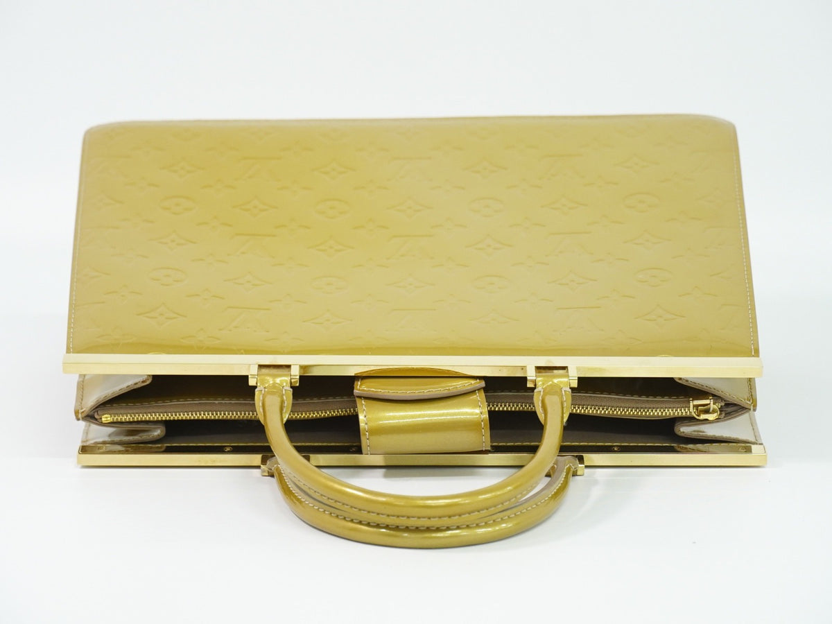 Louis Vuitton Deesse Monogram Vernis Beige Leather Handbag (Pre-Owned)