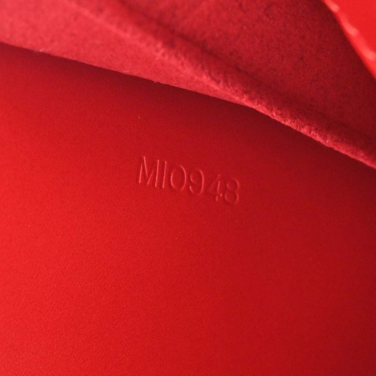 Louis Vuitton Pont Neuf Epi Red Leather Handbag (Pre-Owned)