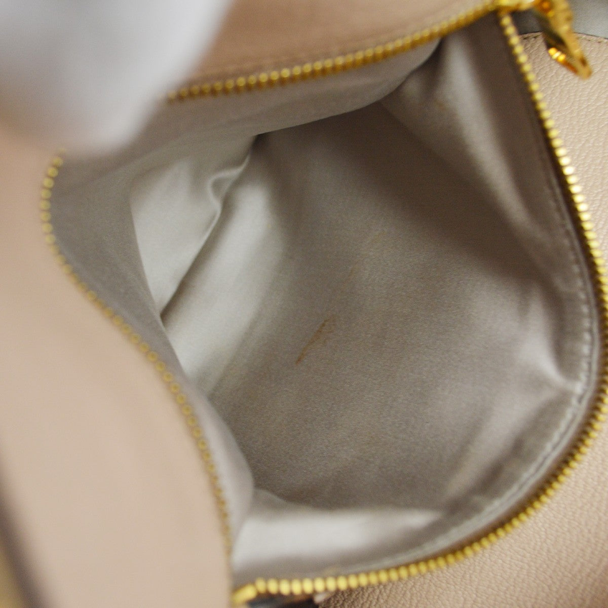 Miu Miu Madras Convertible Side Zip Satchel Leather Beige Leather Tote Bag Bag (Pre-Owned)