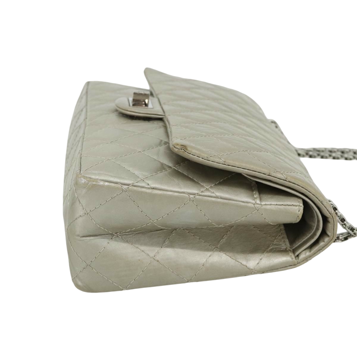 Chanel Reissue 2.55 Aged Calfskin Silver Calfskin Shoulder Bag Bag (Pre-Owned)