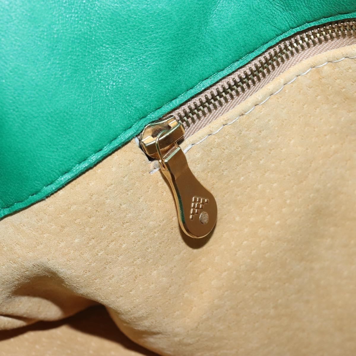 Bottega Veneta Intrecciato Shoulder Leather Green Leather Shoulder Bag Bag (Pre-Owned)