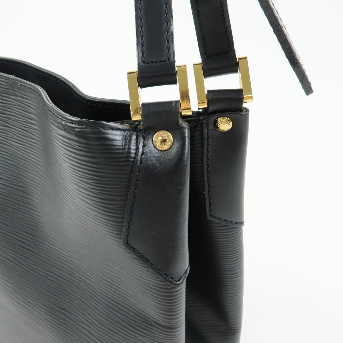 Louis Vuitton Mandara Epi Leather Black Leather Shoulder Bag Bag (Pre-Owned)