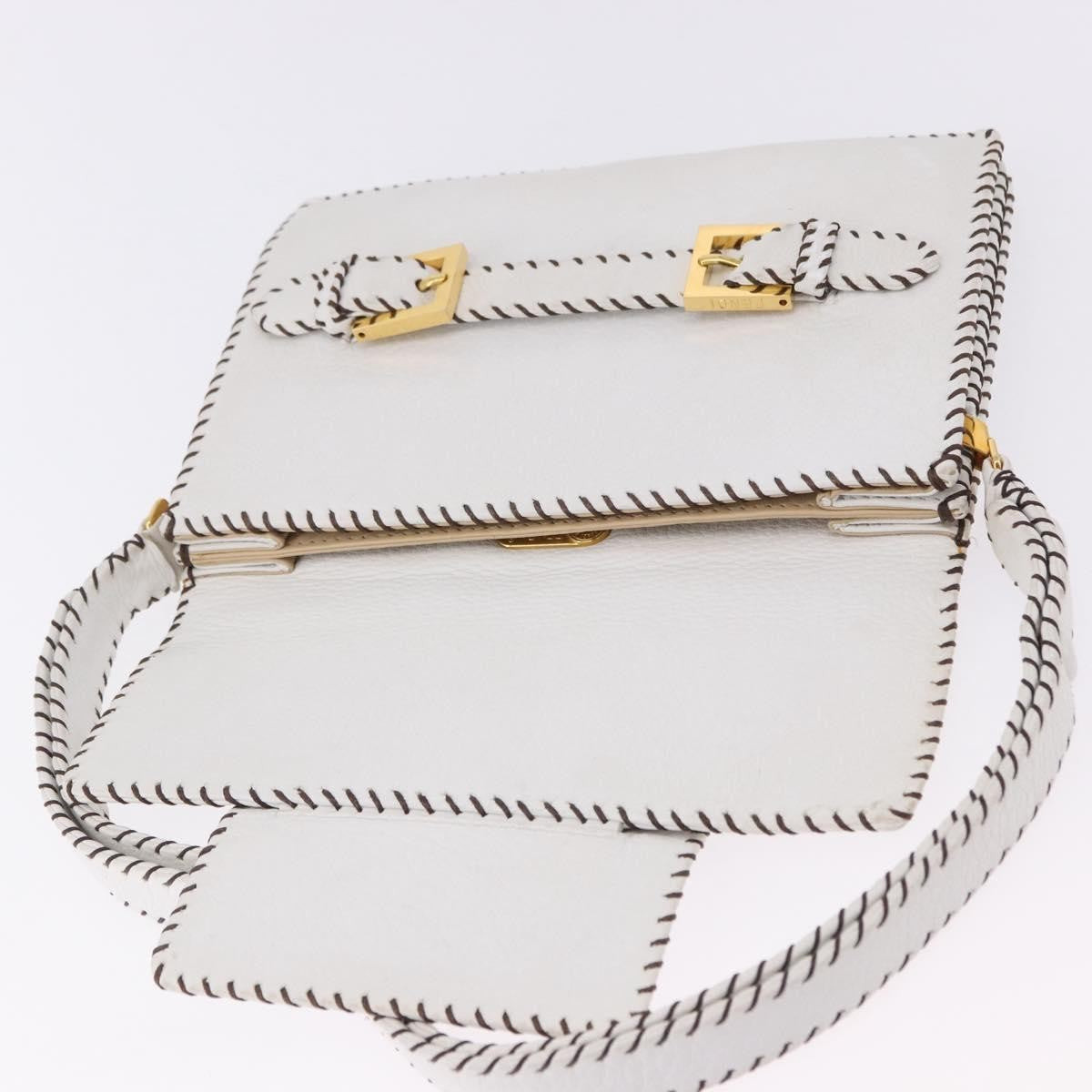 Fendi Shoulder Leather White Leather Shoulder Bag Bag (Pre-Owned)