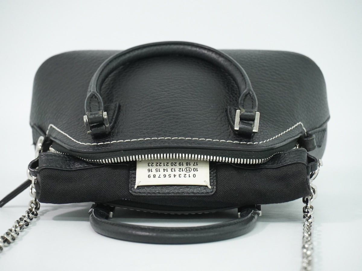 Maison Margiela Femme Micro Sac 5Ac Leather Black Leather Shoulder Bag Bag (Pre-Owned)
