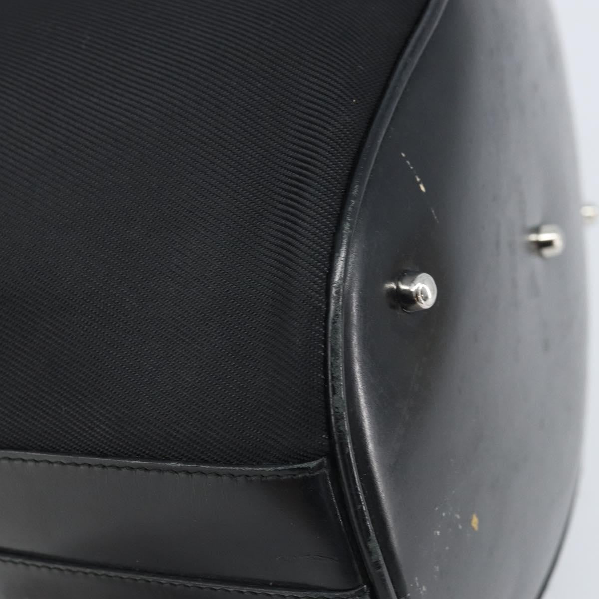 Gucci Vintage Bamboo Bucket Nylon And Leather Black Nylon Handbag (Pre-Owned)