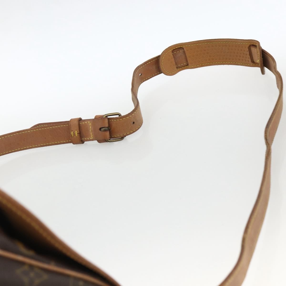 Louis Vuitton Saumur Monogram Canvas Multicolour Canvas Shoulder Bag Bag (Pre-Owned)