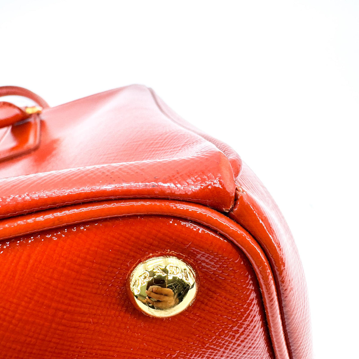 Prada Galleria  Strap Leather Red Leather Handbag (Pre-Owned)